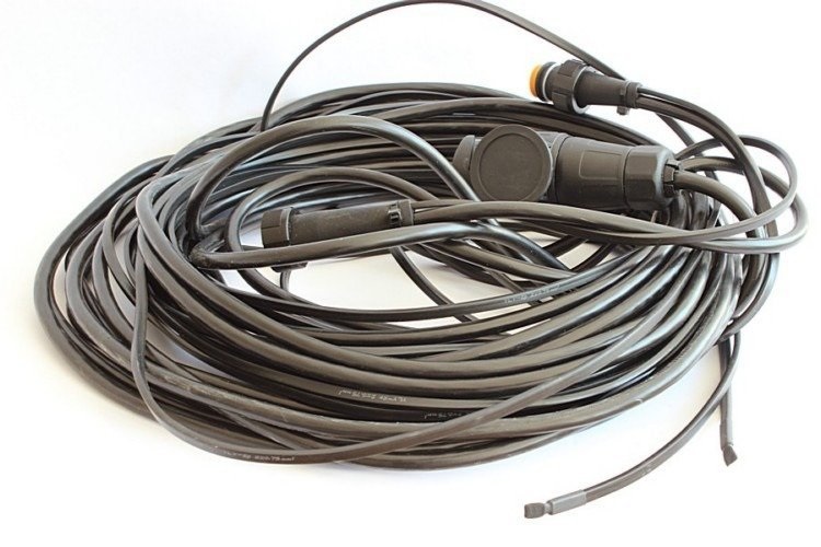 Kabeláž 8,00 m + zásuvka 13-pin - konektory Plug-in 7 pin ,přední vývod  Snap-in
